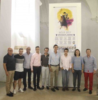 comision taurina algemesi feria de las novilladas plaza rectangular carlos bueno moises castell la veu d'algemesí