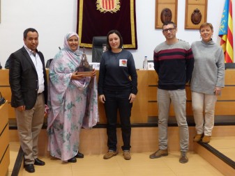 recepcio saharauis ONG AAPSD (Associació d’Ajuda a  Persones Saharauís amb Discapacitat  Baida Embarec Rahal, Ministra d’Afers Socials del Front Polisario, marta trenzano agencia prensa2 periodismo comunicacion prensa moises castell carlos bueno la veu d'algemesí