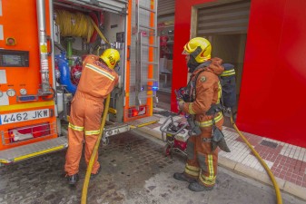 consorcio provincial de bomberos de valencia incendio sucesos accidente oposiciones fotoperiodismo valencia agencia de prensa valencia prensa valencia comunicacion periodismo marketing publicidad diseño carteleria carton pluma video corporativo agencia prensa2 moises castell carlos bueno la veu d'algemesí