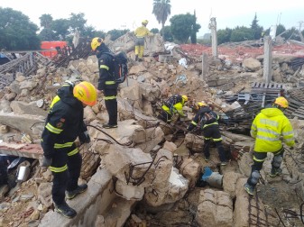 simulacro-ong IAE-intervencion ayuda y emergencia-fotoperiodismo valencia-agencia de prensa valencia-prensa valencia-comunicacion-periodismo-marketing-publicidad-diseño-carteleria-carton pluma-video corporativo-agencia prensa2-moises castell-carlos bueno-la veu d'algemesí