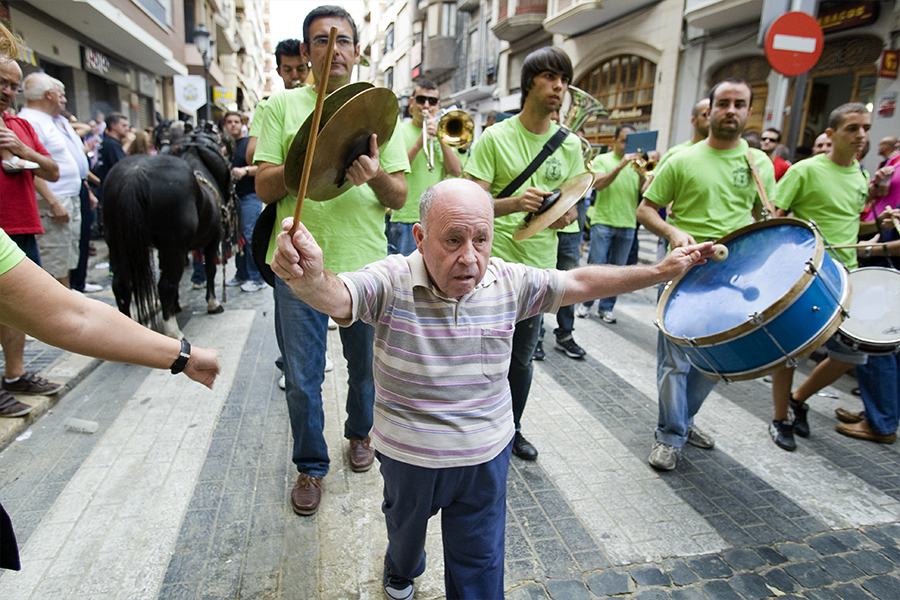 "Juanito" dirigint la banda. Nº30 - juliol 2014. MOISÉS CASTELL/Prensa2