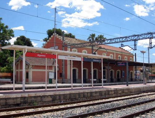 més Algemesí: “Cal permeabilitzar les vies del tren”